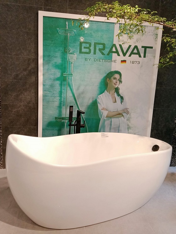 bon-tam-cao-cap-bravat-b25824tw-3w-1-1
