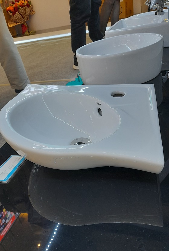 chau-rua-mat-inax-l-281v_1