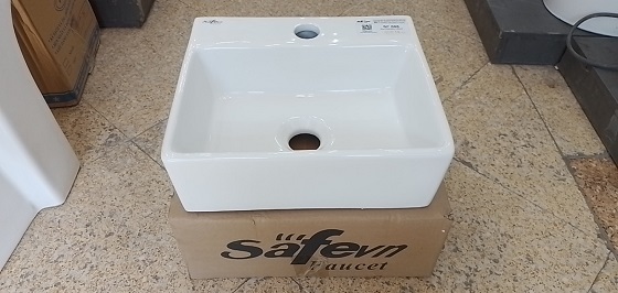 chau20safevn20sf20006-3