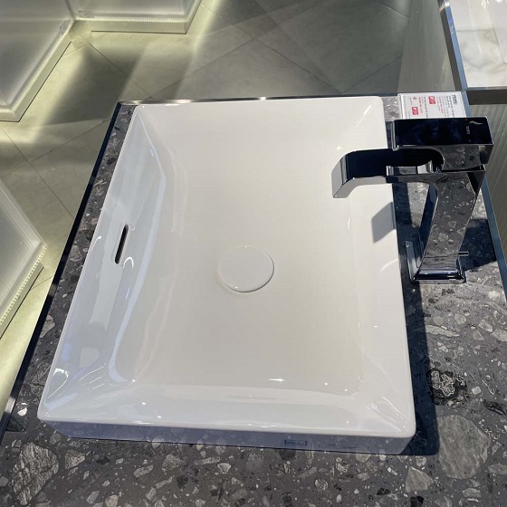 chau20toto20lt4715g17-20-3