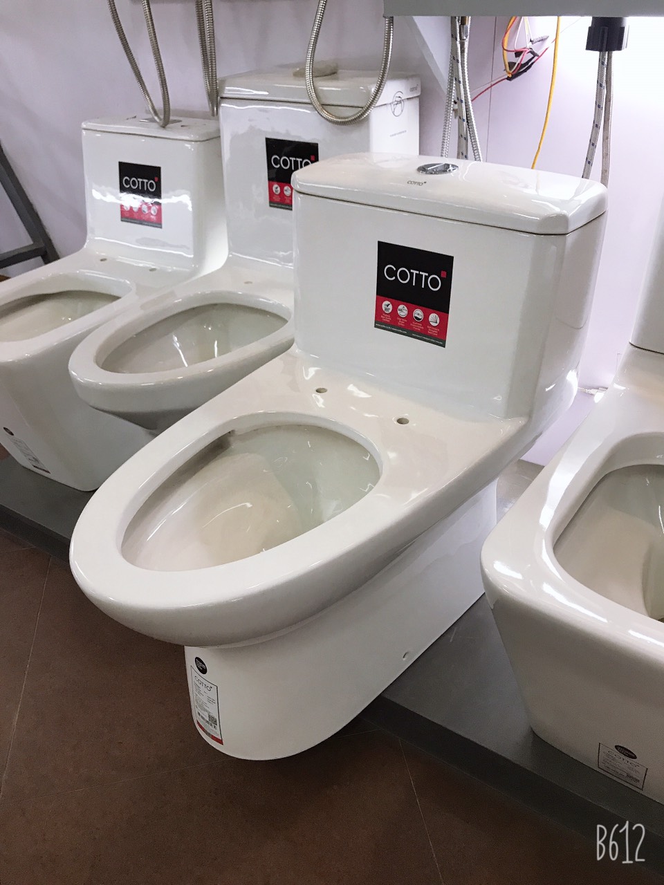 cotto20c105407-3 Bồn cầu 1 khối COTTO C105407