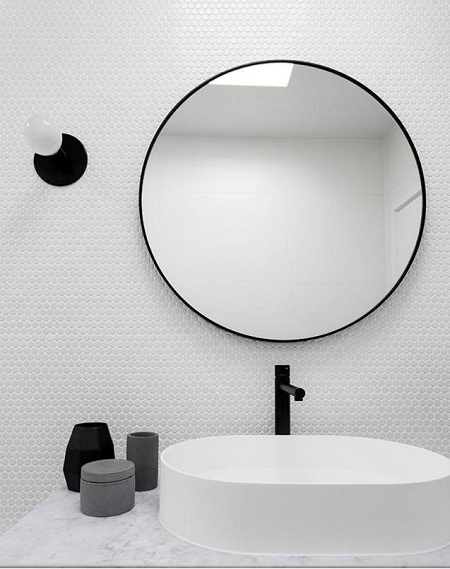 guong-nha-tam-khung-mau-den-hinh-tron-nt0023