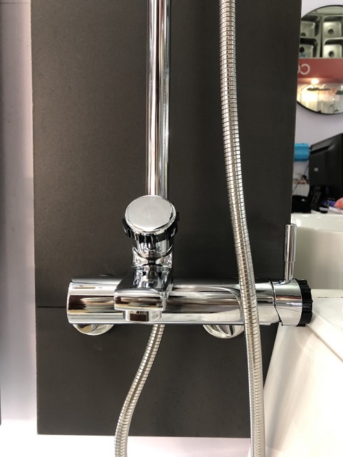 hado20sb-202-3 Sen cây tắm nóng lạnh Hado SB-202