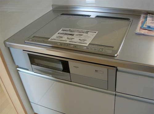 lap-dat-bep-hitachi-ht-f60s
