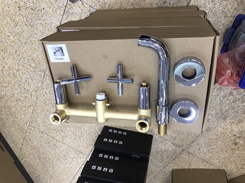 mkv-600002-3-1 Vòi chậu lavabo âm tường màu chrome Miken MKV-600002