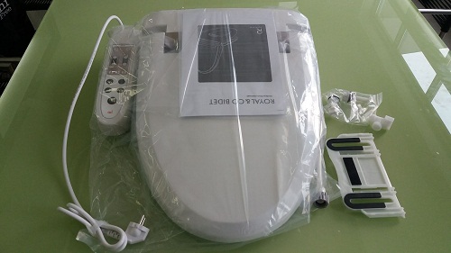 nap-rua-bon-cau-dien-tu-tu-dong-royal-rb1530