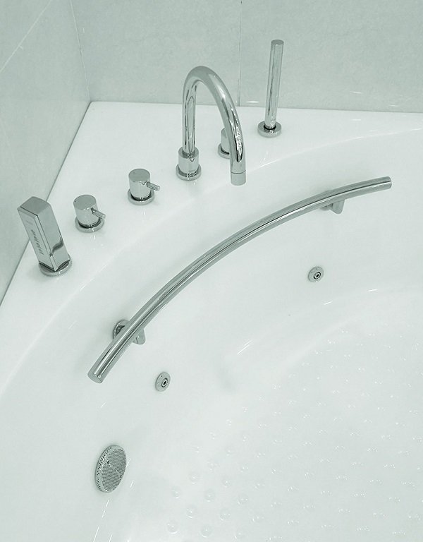 toto20ppyk1543-3pw204-1 Bồn tắm massage Toto