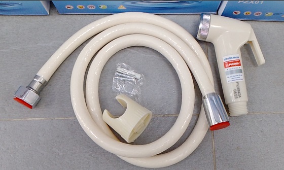 voi-xit-toilet-picenza-pzx01_2