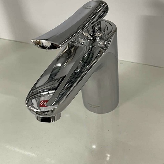 voi20chau20lavabo20hado20hu-810n