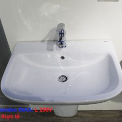 Chậu rửa mặt INAX L 298V treo tường hình chụp thực tế