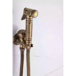 Vòi xịt vệ sinh Cleanmax màu vàng 813