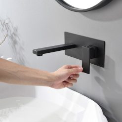 Vòi chậu lavabo âm tường màu đen Miken MKV-600001B