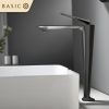 Vòi chậu lavabo nóng lạnh màutitan Basic BW-47002GM