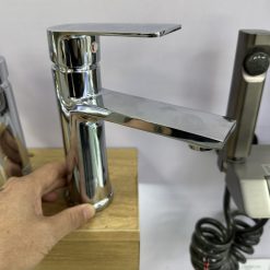 Vòi rửa mặt giá rẻ nóng lạnh GDKES LT-803 (20cm)