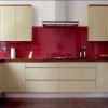 Kính ốp bếp màu đỏ 01