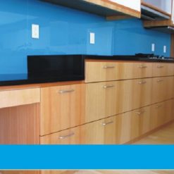 Kính ốp bếp màu xanh 01