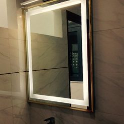 Gương phòng tắm khung viền màu vàng nghệ thuật MIKEN MKG-NT0026