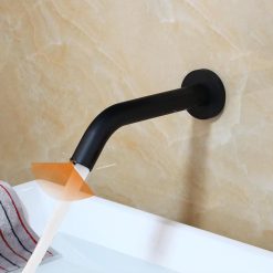 Vòi cảm ứng âm tường màu đen Miken MKV-2021-B