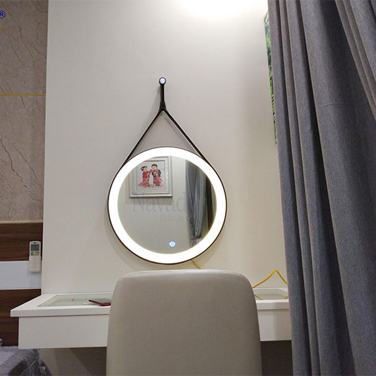 Gương dây da đèn led cảm ứng Navado No13924