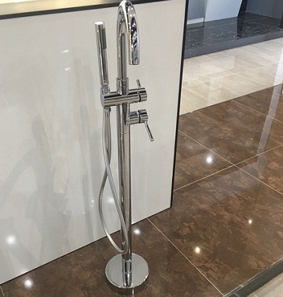 Sen cây mạ vàng đặt sàn bồn tắm Daelim S04