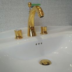 Vòi chậu lavabo mạ vàng Daelim 04