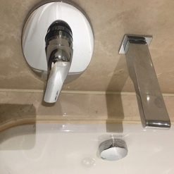 Vòi chậu lavabo âm tường Daelim 03